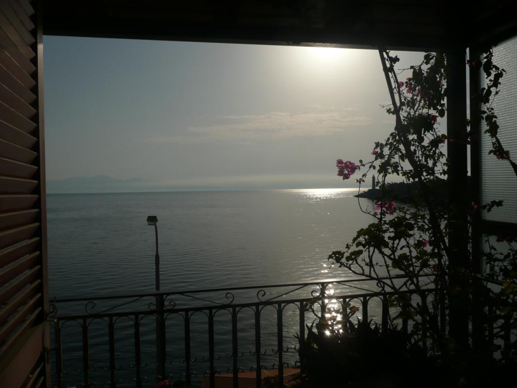 Saga Pension Gythio Buitenkant foto