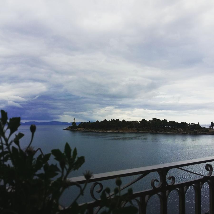 Saga Pension Gythio Buitenkant foto