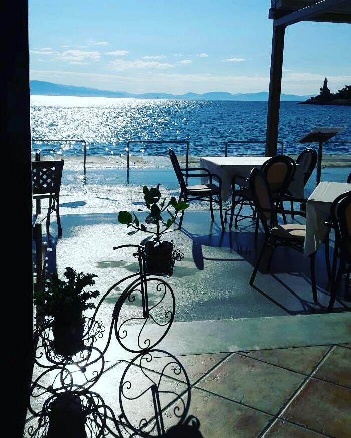 Saga Pension Gythio Buitenkant foto